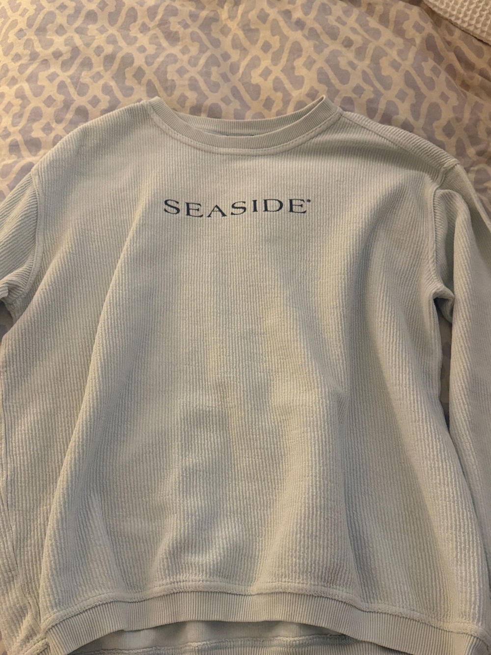 seaside style crewneck